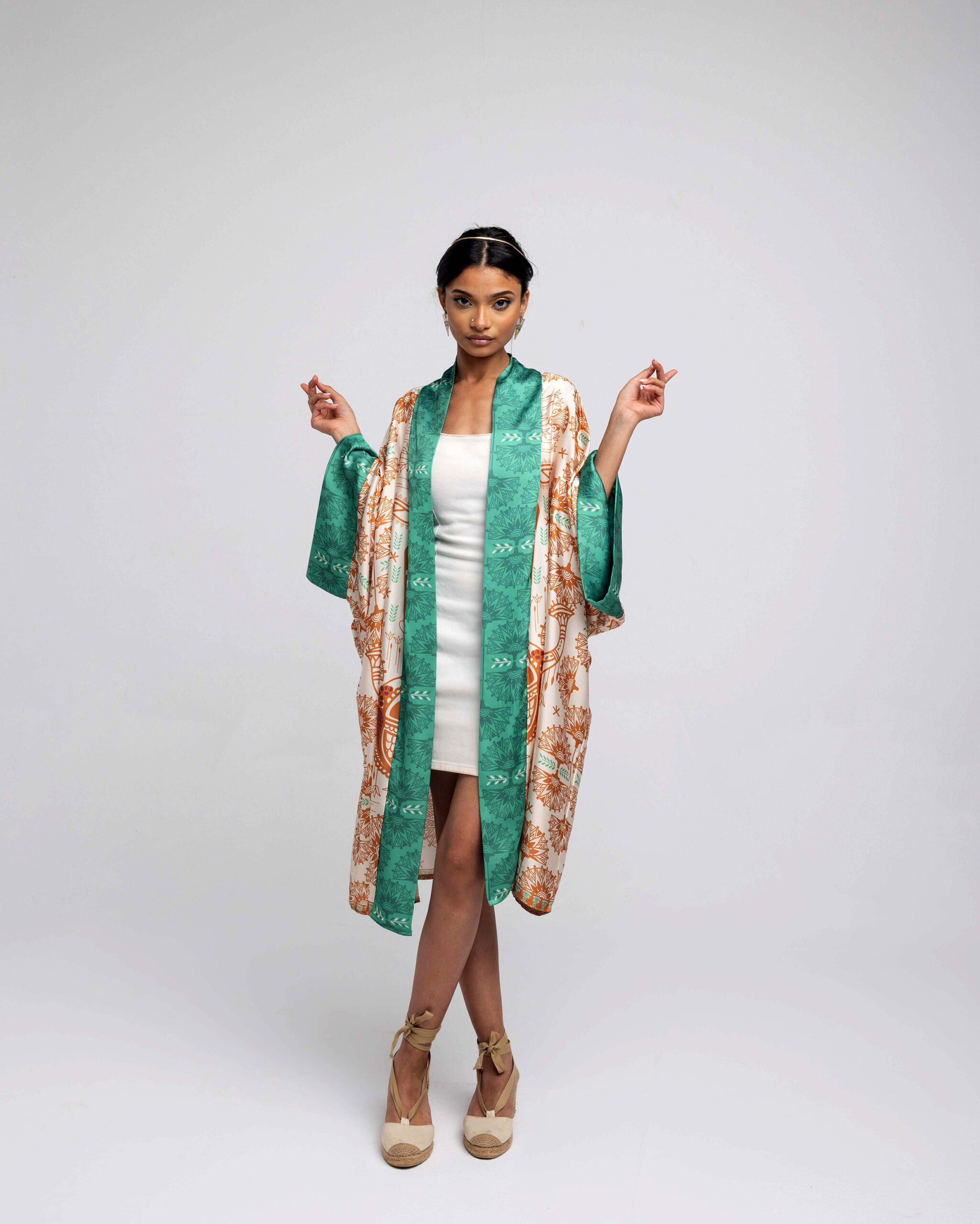NEFERTITI BEIGE  KIMONO - Image 3